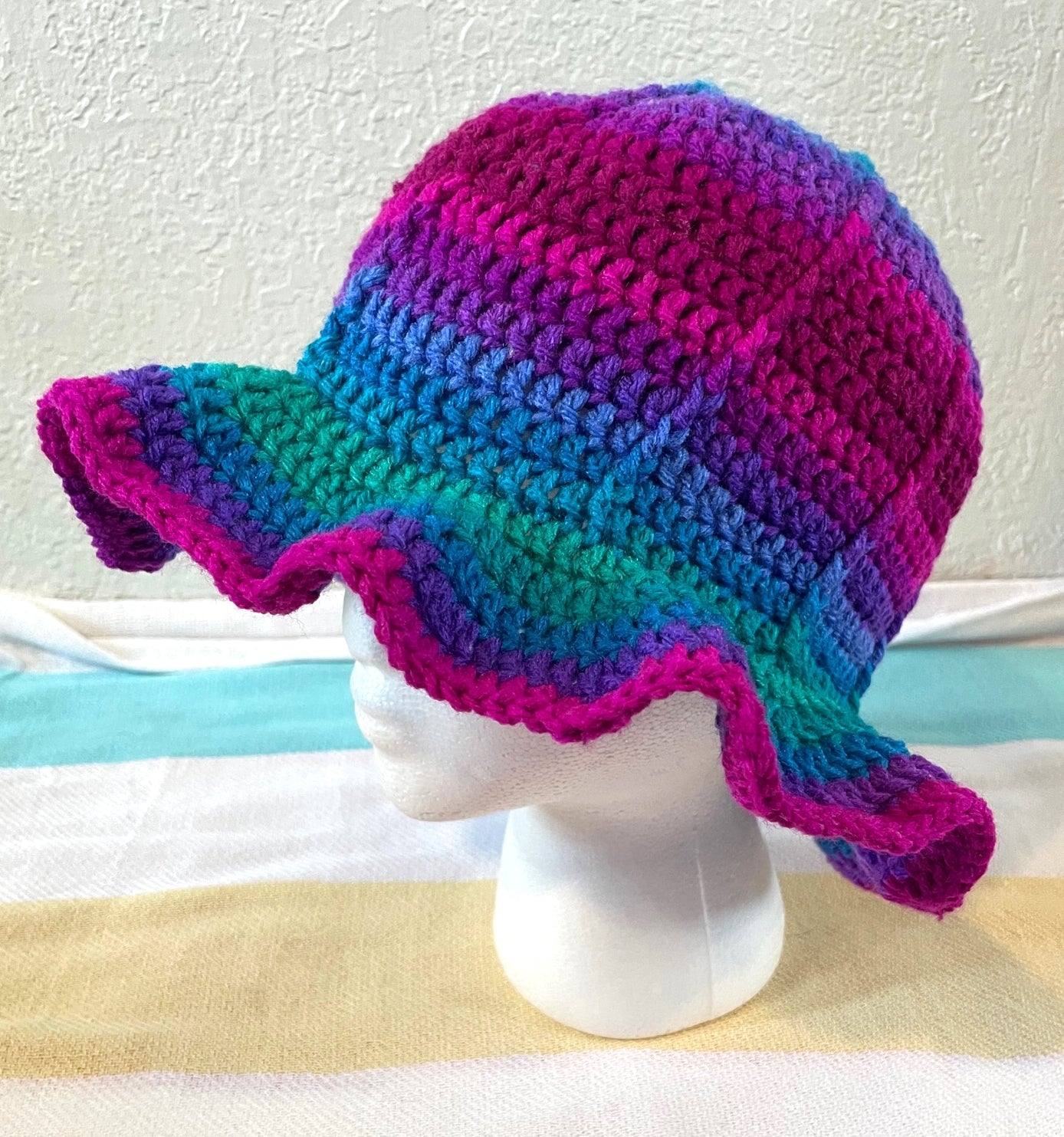 Mary Jane Bucket Hat - Berry Haze – highvibes.crochet